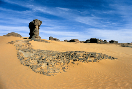 Tin-Merzouga, Tassili n’Ajjer, Tadart Rouge, Tassili n'Ajjer, Algeria, 2000 (photo)