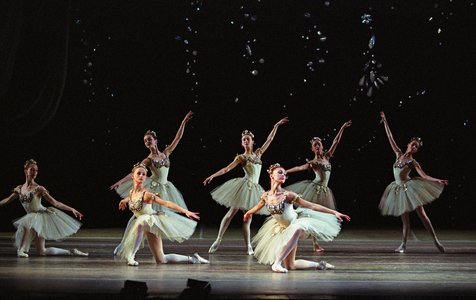 Mariinsky Ballet (Kirov Ballet) in 'Jewels: Diamonds' (photo)