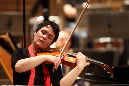 Tabéa Zimmermann in May 2010 rehearsing with Orchestre de Paris, Salle Pleyel, Paris, France.  German violinist b. 1966