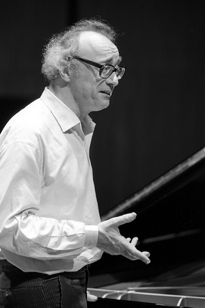 Alfred Brendel, 1986 (b/w photo)