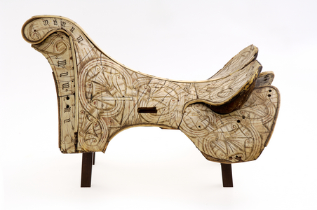 Saddle, 15th century (horn, wood, bark)