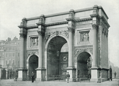 The Marble Arch, from the Park (b/w photo)