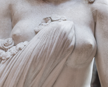 Chloris caresssee by Zephyr, 1849 (marble)