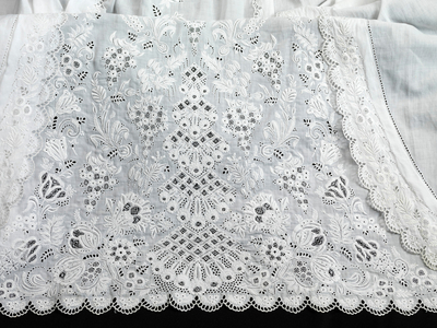 COSTUME: dress, Scotland, Ayrshire (place associated), c. 1850-1860, length 1200mm (Ayrshire embroidery, cambric, cotton)