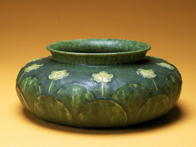 Flower Bowl, Grueby Faience Company (ceramic and glaze)