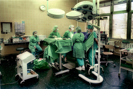 Old people in hospital, GDR 1990 (photo)