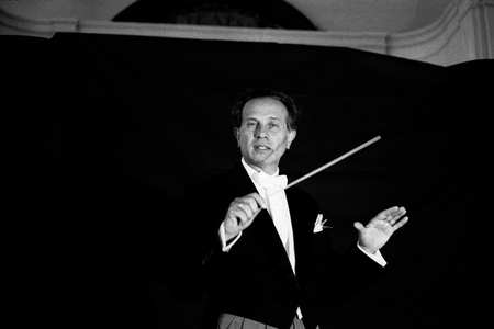 Conductor Claudio Abbado ..., 1959 (photo)
