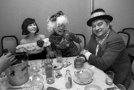 Hannes Obermaier 1923 1990 Boulevard Journalist Munich, wrote Germanys first gossip column under the …, 1972 (photo)