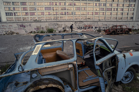 Scrapped Trabbi at the Berlin Wall, 1992 (photo)