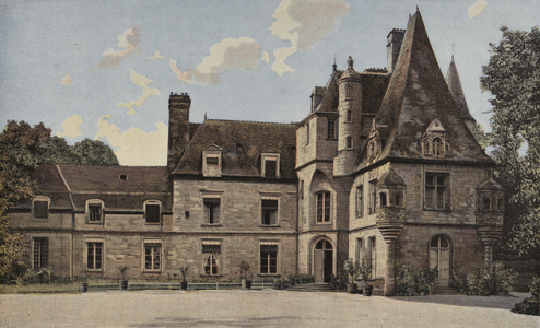 Lion-sur-Mer, Le Chateau (colour photo)