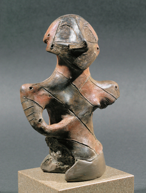 Seated female idol (terracotta)