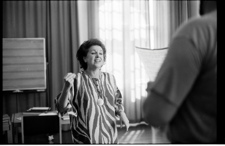Galina Vishnevskaya giving a masterclass, 1990