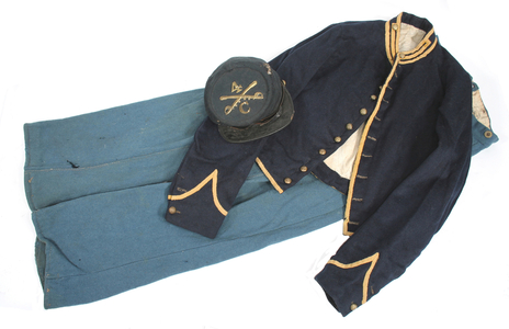 Union uniform of a soldier of the 4th Massachusetts Cavalry