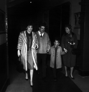Gina Lollobrigida and her son Milko Skofic Jr at the rehearsal for the Gala of Artists, Paris, 13 March 1963  (photo)