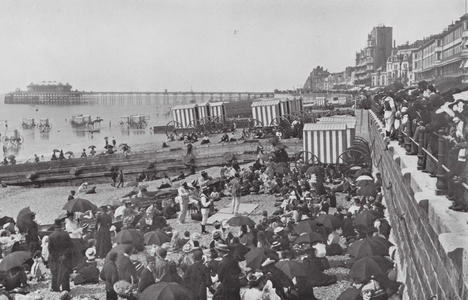 The beach, Hastings (b/w photo)