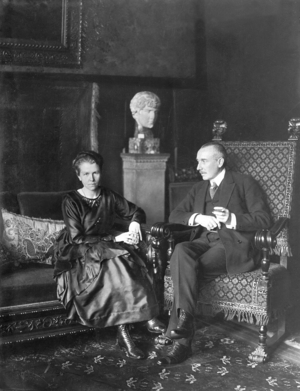 Karl Helfferich and his wife Annette Helfferich, 1927 (b/w photo)