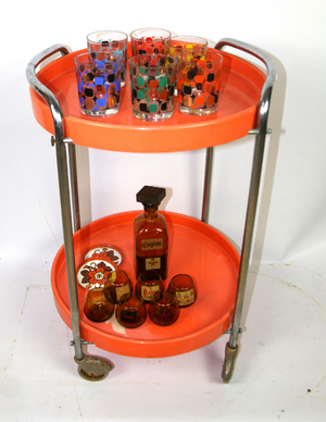 Caster tray for aperitif