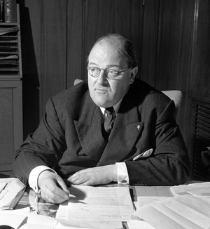 Oslo 19500422 Program Manager at NRK Thorstein …, 1950 (photo)