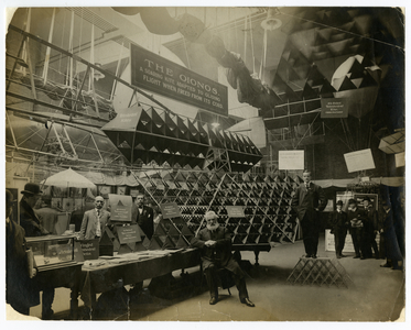 Kite display, 1904 (gelatin silver photo)