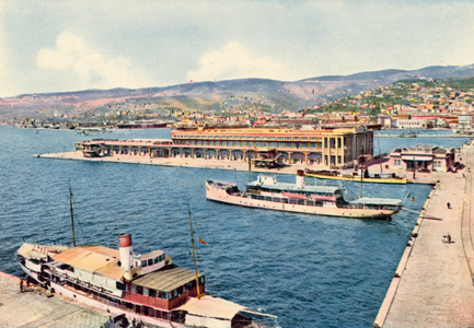 Trieste: Stazione Marittima (coloured photo)