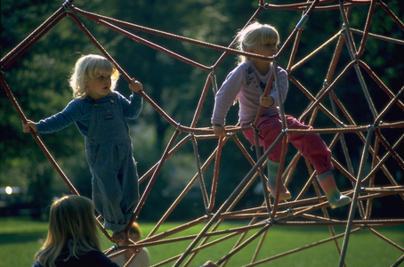 Children's playground, 1990 (photo)