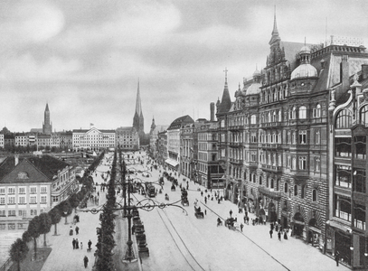 Hamburg: Jungfernstieg (b/w photo)