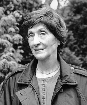 Patricia Beer, 1992 (photo)