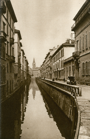 Milano: Via Fatebenefratelli, Il Naviglio (b/w photo)