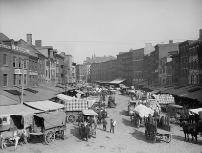 Street Scene, Dock Street, Philadelphia, Pennsylvania, USA, c.1908 (b/w photo)