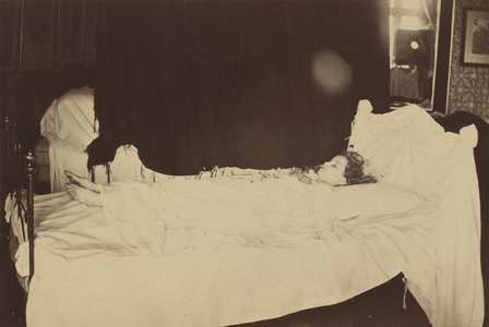 Deathbed Study of Adeline Grace Clogstoun,1872 (photo)