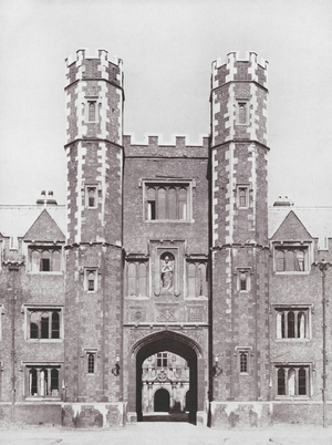 Cambridge: St John's College, Shrewsbury Tower, East side (b/w photo)