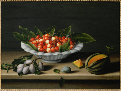 Coupe de cerises, prunes et melon …