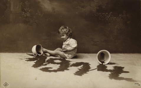 Happy New Year Card, 1914 (b/w photo)