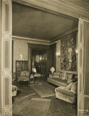 Former home of Fanny Brice, 76th Street - section of ante-room, New York, USA, c.1920-38 (gelatin silver photo)