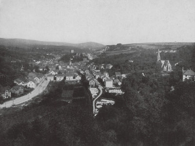 Wiesbaden: Sonnenberg (b/w photo)