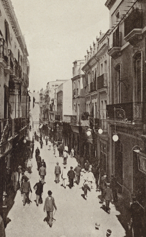 Seville, Spain: Calle de Sierpes (b/w photo)