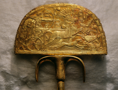 Fan depicting ostrich hunt, KV 62,, 2009 (photo)