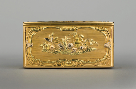 Snuff box, 1759-60 (gold)
