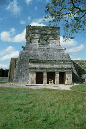 Temple of the Jaguars, Chichen Itza, Yucatan (photo)