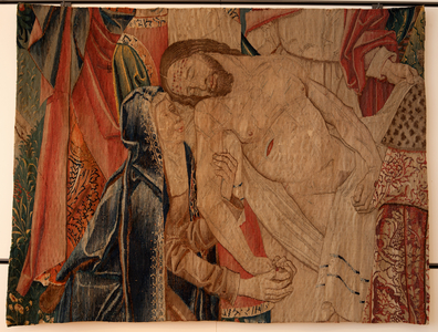 Tapestry. Descent from the cross. 14th centyry(?)Collection Hospices de Beaune, France.