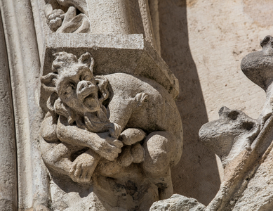 South portal, circa 1315, detail: monster.2016 (photo)