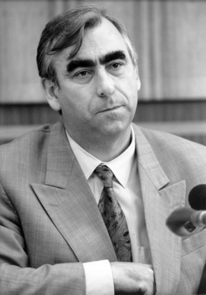Dr. Theo Waigel, ca. 1991 (photo)