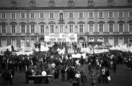 DEU, Germany, Bonn: Ca. 100,000 students from all parts of the Federal …, 1982 (photo)
