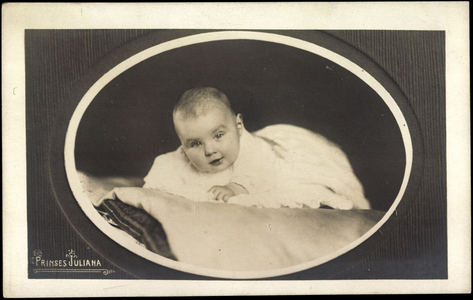 Ak Prinses Juliana, Princess Juliana of the Netherlands as a little baby (b/w photo)