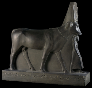 Statue of Hathor and Psammtik, from Saqqara, Late Period (schist)