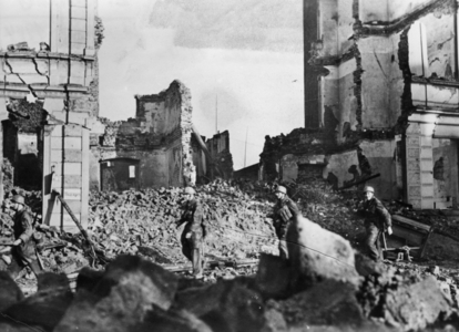 German paratroopers near Aachen, 1944 (b/w photo)