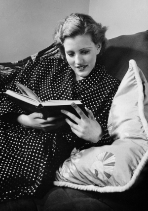 Woman reading, 1942 (b/w photo)