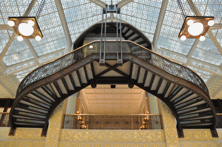 The Rookery light court (photo)