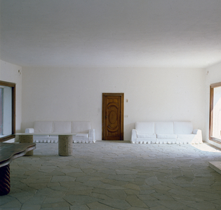 Contemporary architecture : Living room - Casa Malaparte, 1938-1940