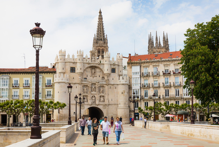 The city gate known as the Arco de Santa Maria, Burgos, Burgos Province, Castile y Leon, Spain (photo)
